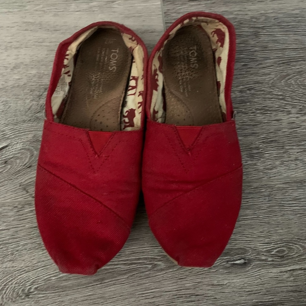 Red Toms